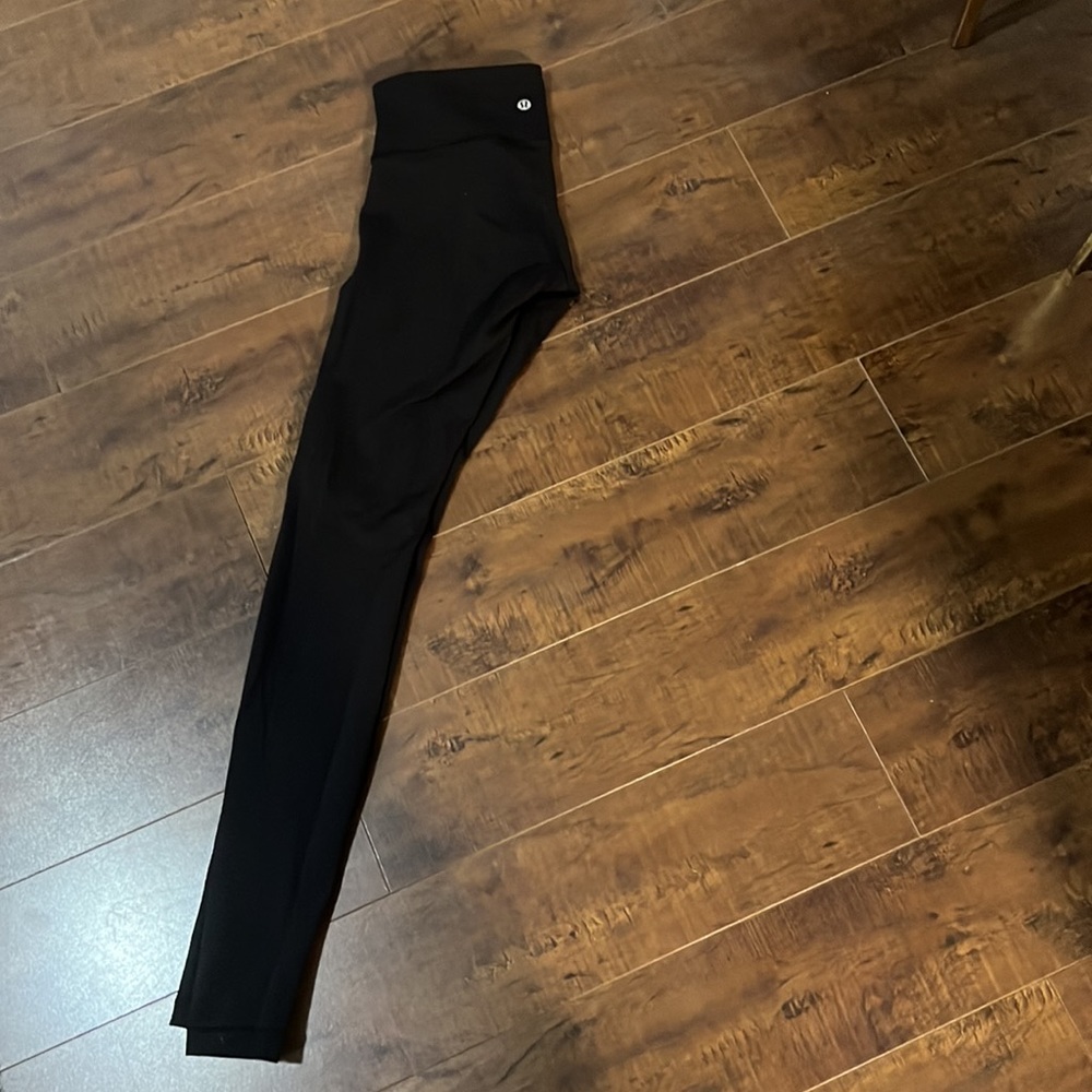 LULULEMON black leggings
